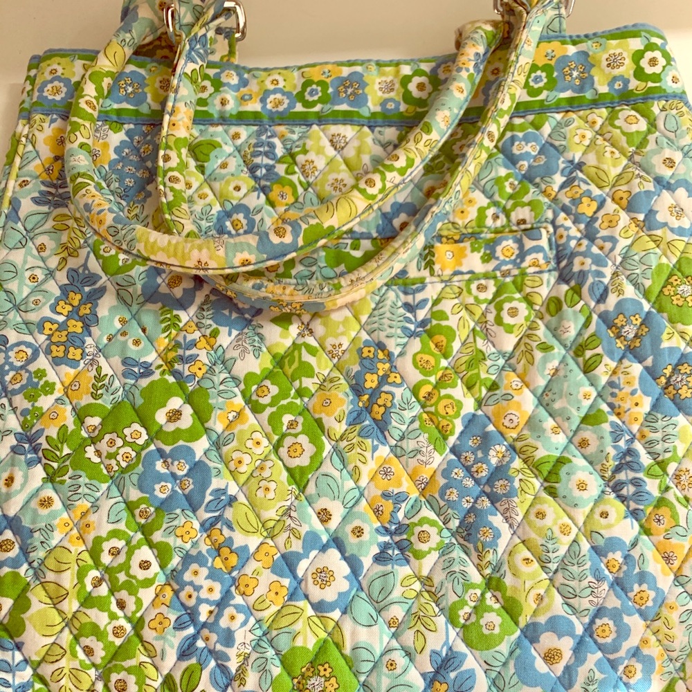 Vera Bradley Messenger Bag in English Meadow